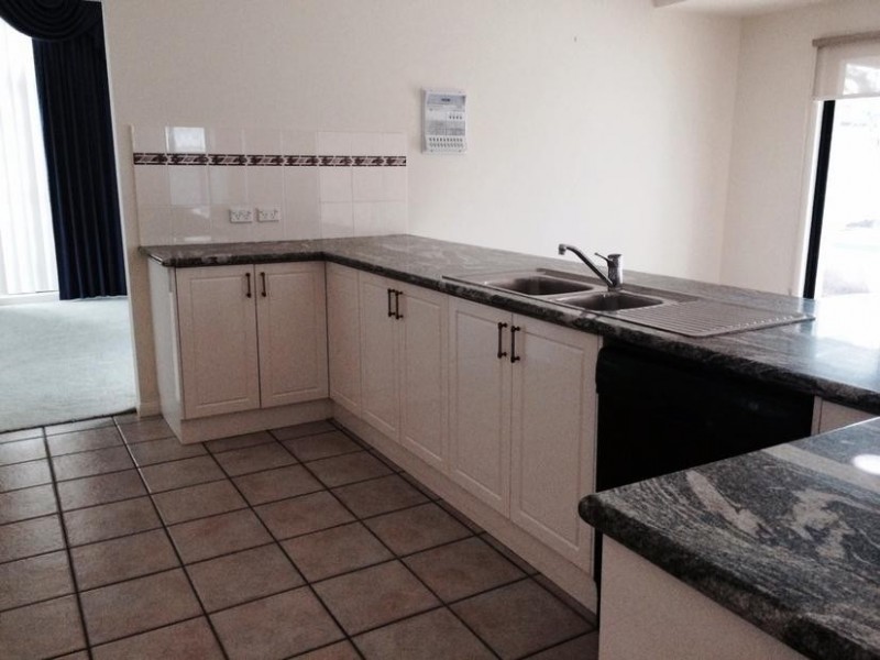 12 Serenity Boulevard, Helensvale QLD 4212