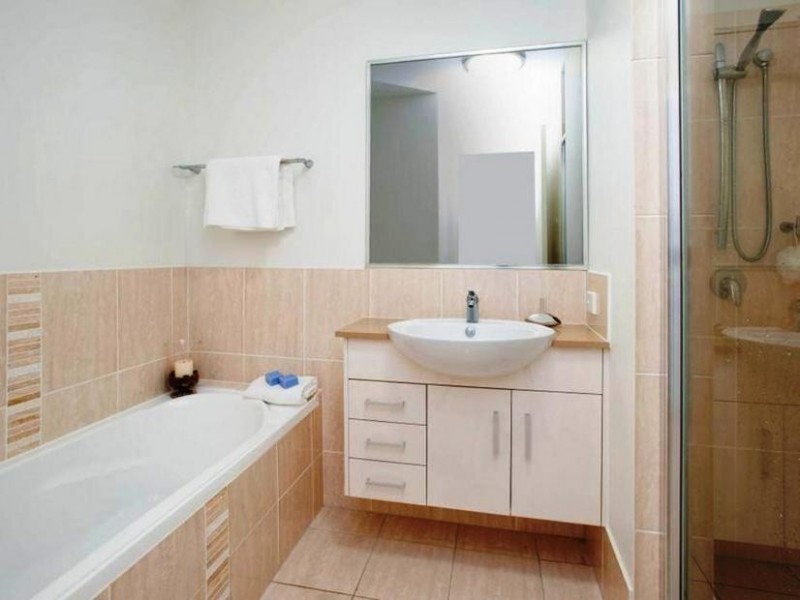 6/8-10 Victor Avenue, Paradise Point QLD 4216