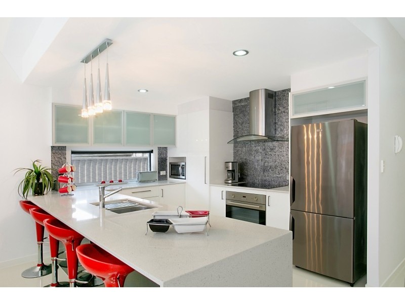 1/21 Scoter Avenue, Paradise Point QLD 4216