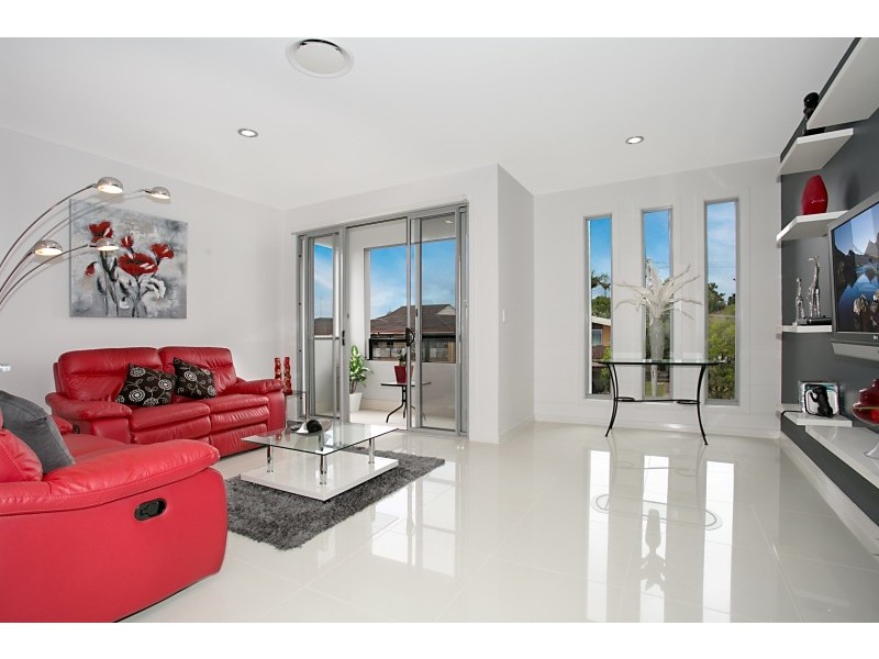 1/21 Scoter Avenue, Paradise Point QLD 4216