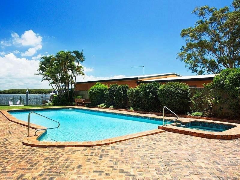 Paradise Point QLD 4216