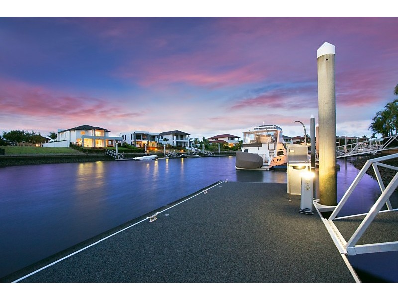 2160 Beaufort Way, Hope Island QLD 4212