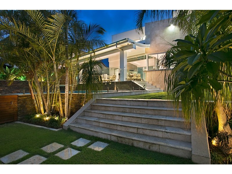 2160 Beaufort Way, Hope Island QLD 4212