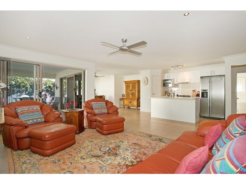 13 Iridium Drive, Hope Island QLD 4212