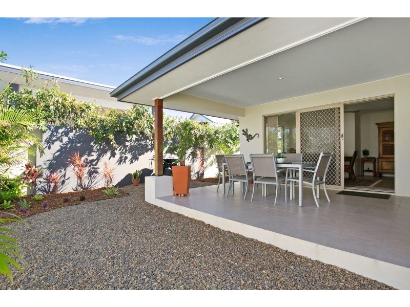 13 Iridium Drive, Hope Island QLD 4212