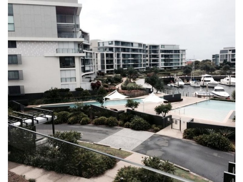 Paradise Point QLD 4216