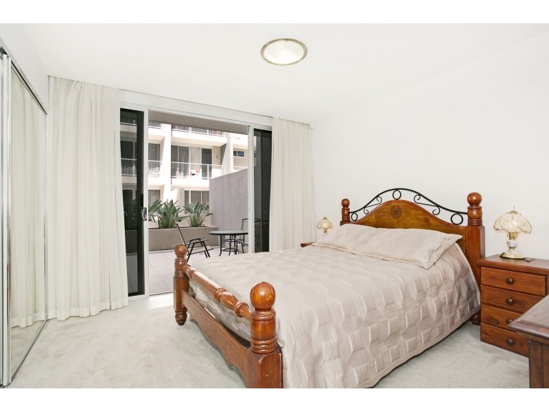 3106/2 Activa Way, Hope Island QLD 4212