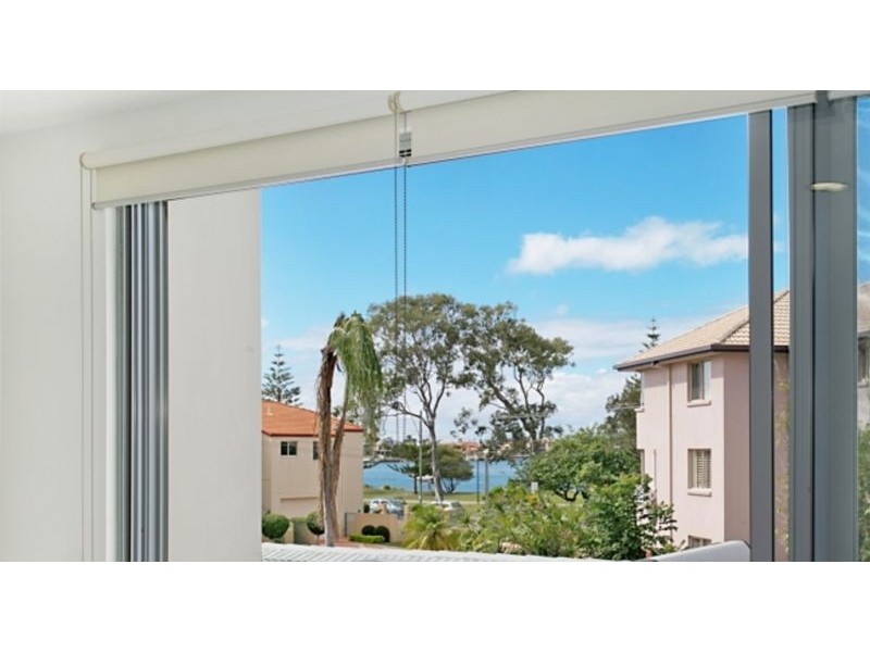 6/8-10 Victor Avenue, Paradise Point QLD 4216