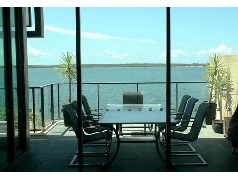 26104/2 Ephraim Island, Paradise Point QLD 4216