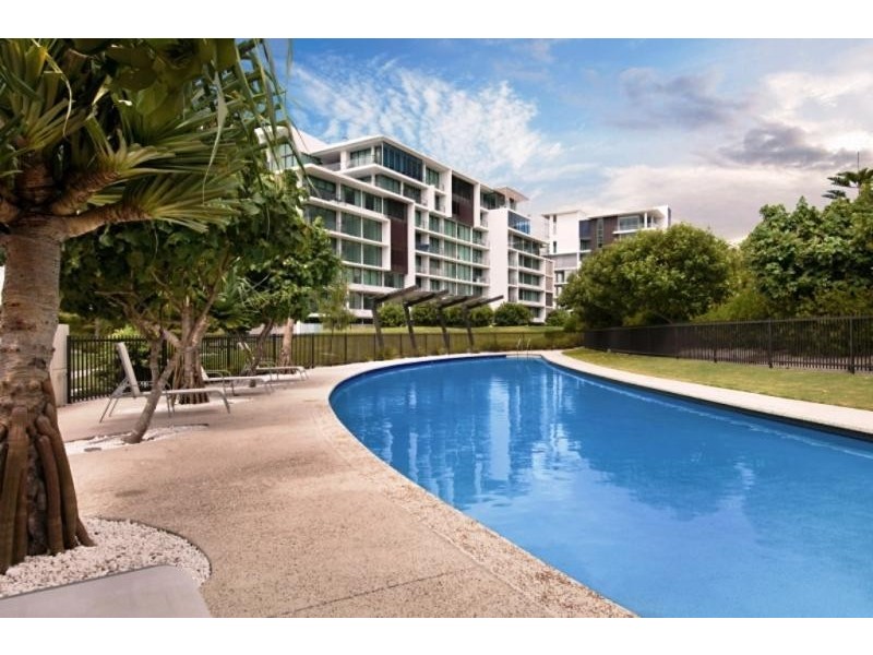 26104/2 Ephraim Island, Paradise Point QLD 4216