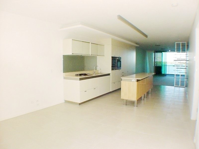 26304/2 Ephraim Island, Paradise Point QLD 4216