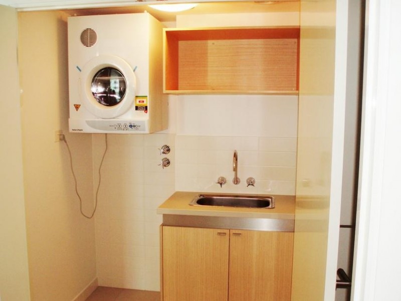 26304/2 Ephraim Island, Paradise Point QLD 4216