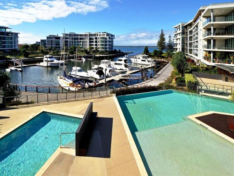Paradise Point QLD 4216