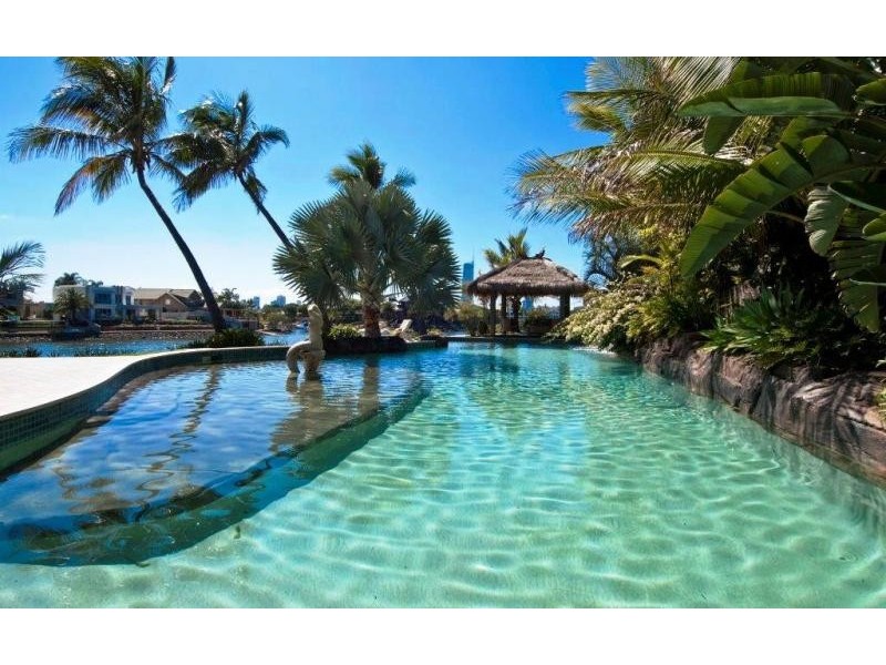 171 Monaco Street, Broadbeach Waters QLD 4218