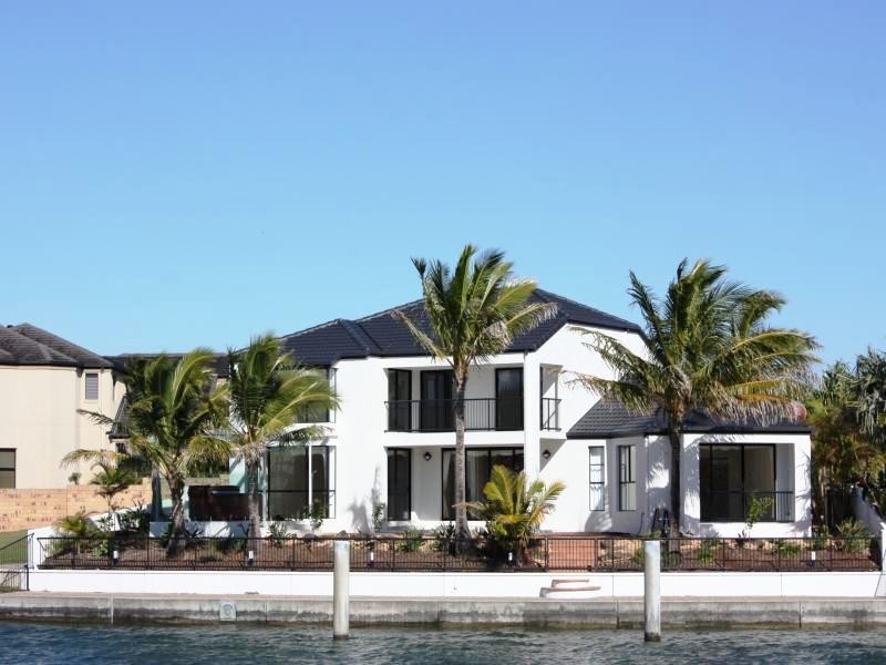 3 The Peninsula, Paradise Point QLD 4216