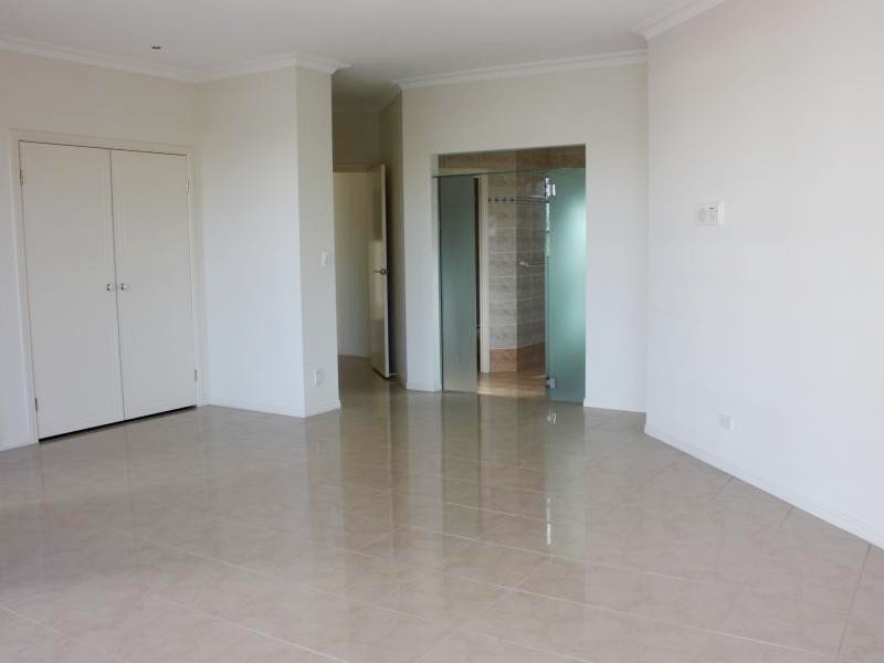 3 The Peninsula, Paradise Point QLD 4216