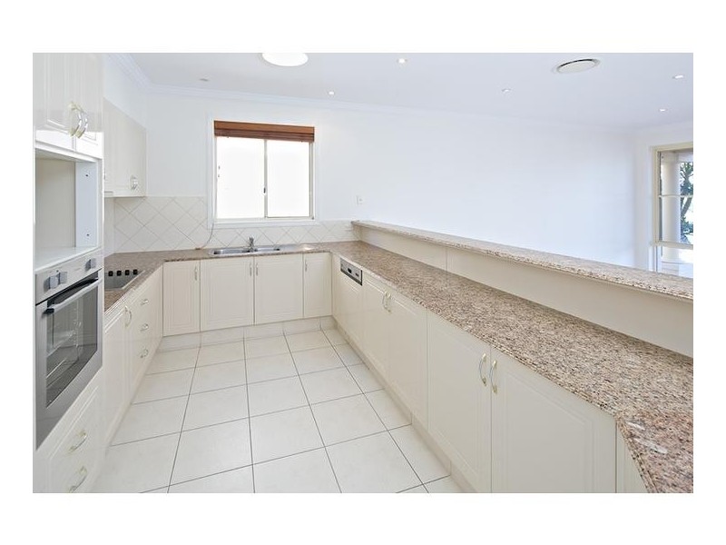 37 The Peninsula, Paradise Point QLD 4216
