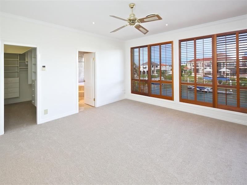 37 The Peninsula, Paradise Point QLD 4216