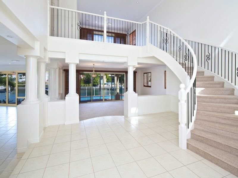 37 The Peninsula, Paradise Point QLD 4216
