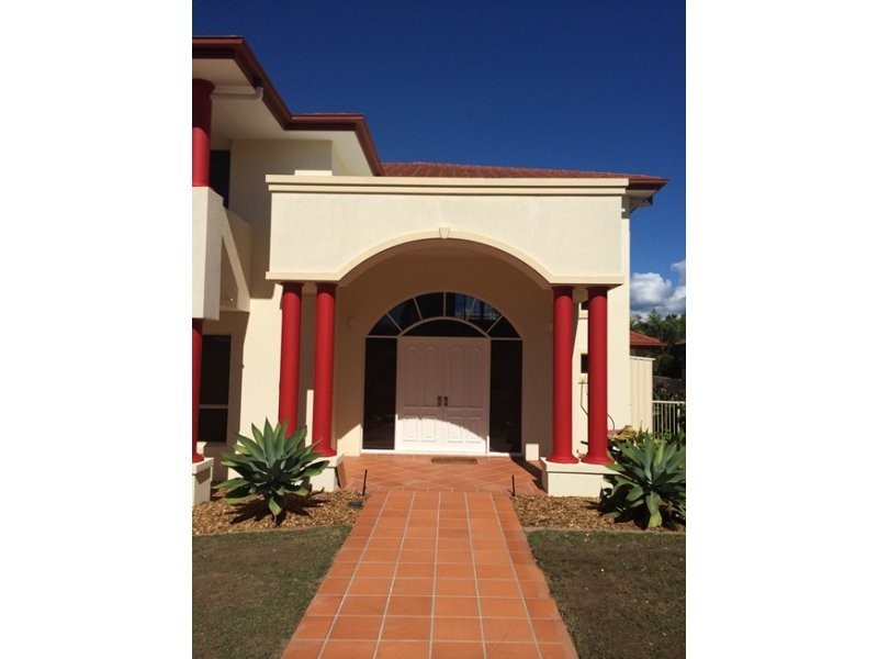 37 The Peninsula, Paradise Point QLD 4216