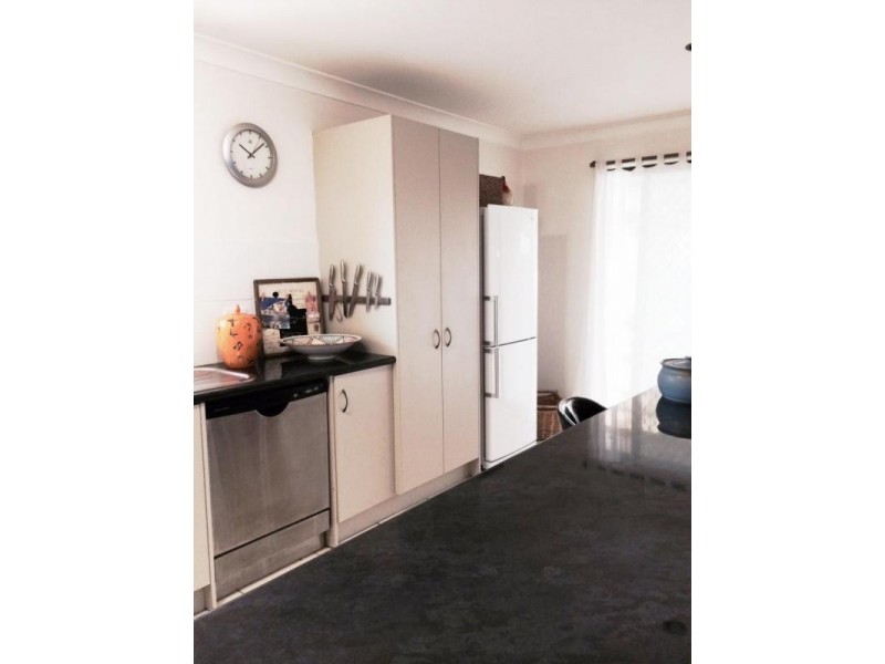 1/27 Errol Avenue, Paradise Point QLD 4216
