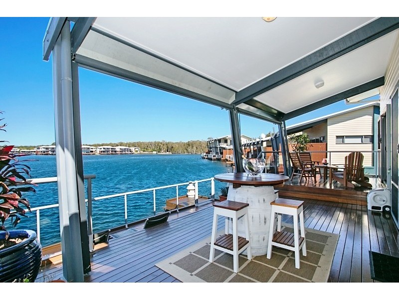 22/1 Manacor Place, Coombabah QLD 4216