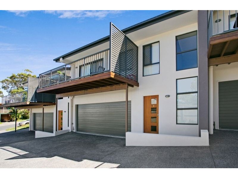 2/67 Minnie Street, Southport QLD 4215