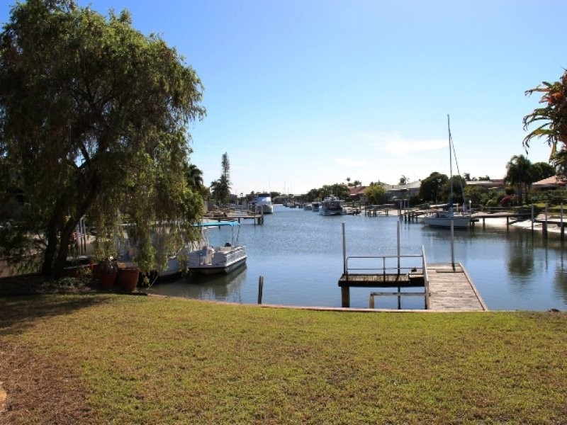 Paradise Point QLD 4216