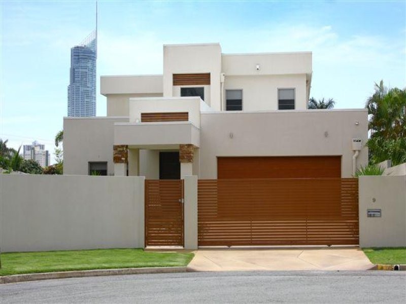 9 Castille Court, Surfers Paradise QLD 4217