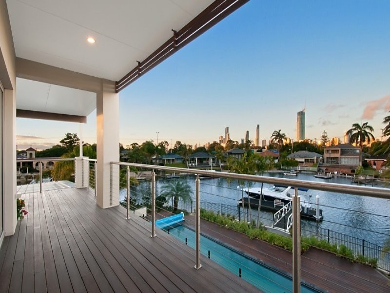 9 Castille Court, Surfers Paradise QLD 4217