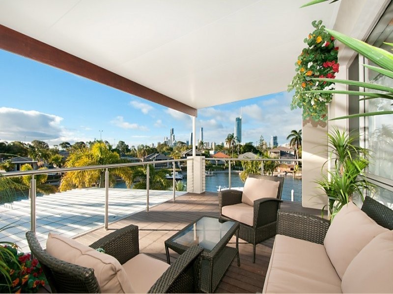 9 Castille Court, Surfers Paradise QLD 4217