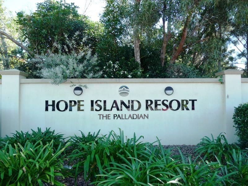 Hope Island QLD 4212