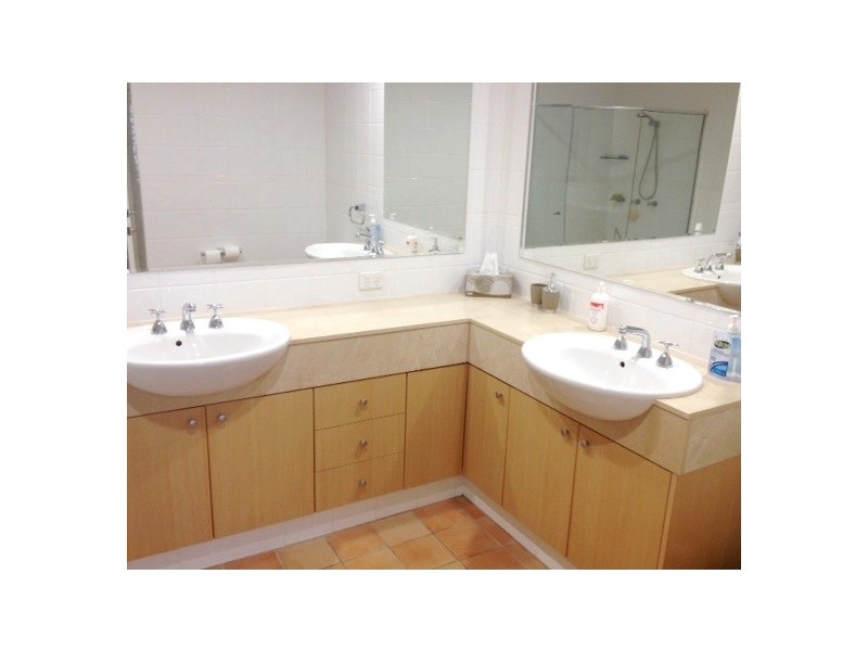 Hope Island QLD 4212