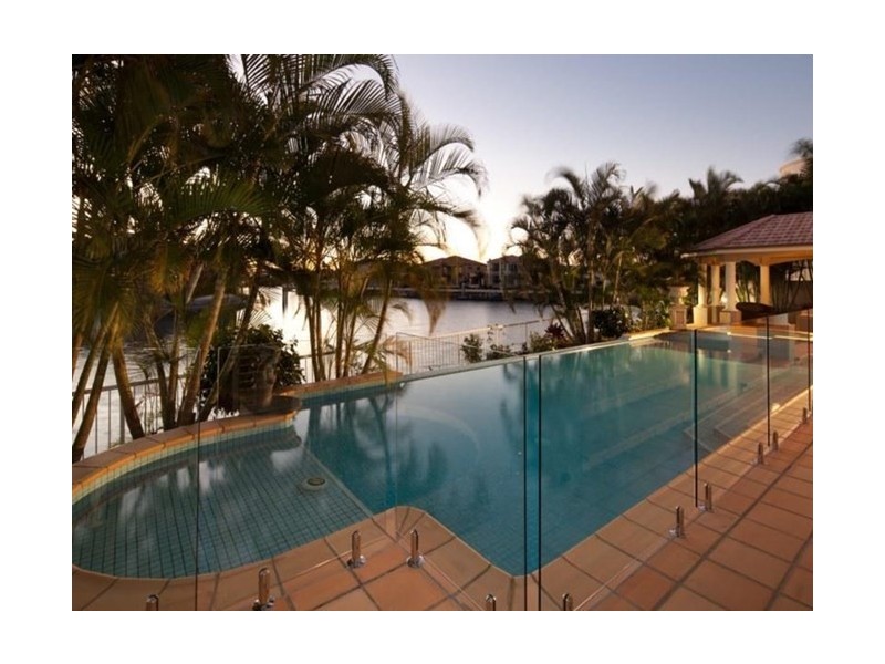 Paradise Point QLD 4216