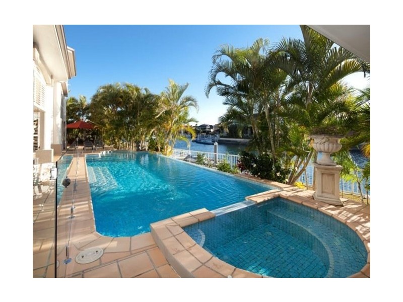 Paradise Point QLD 4216