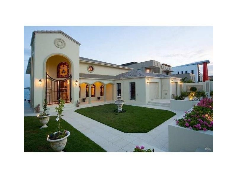 Paradise Point QLD 4216