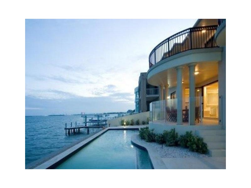 Paradise Point QLD 4216