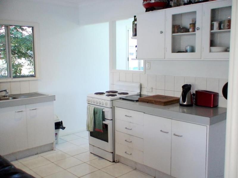 45 Victor Avenue, Paradise Point QLD 4216