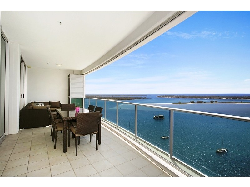 1305/300 Marine Parade, Labrador QLD 4215