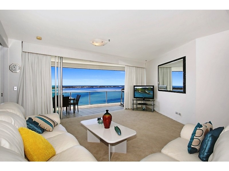 1305/300 Marine Parade, Labrador QLD 4215