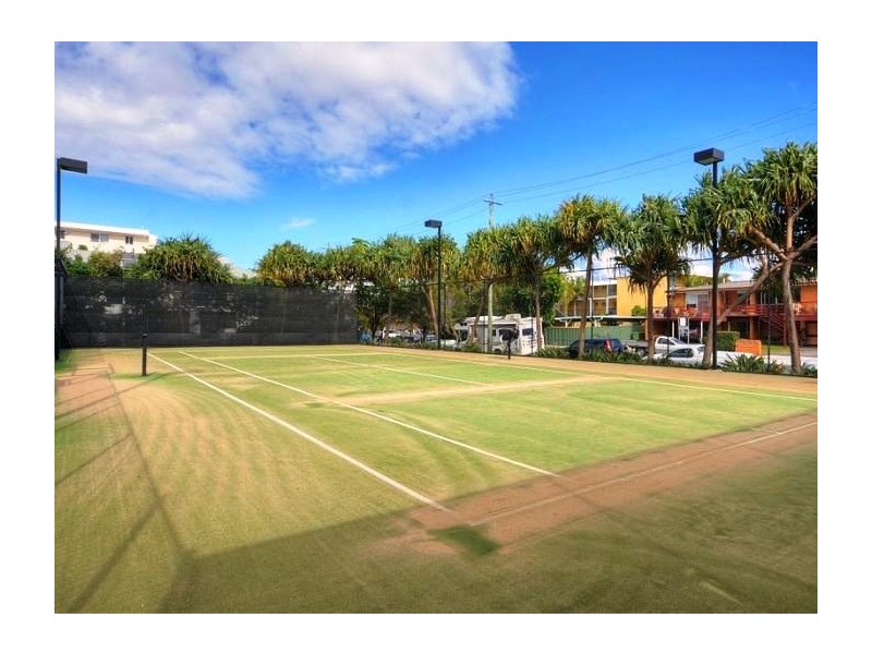 1305/300 Marine Parade, Labrador QLD 4215