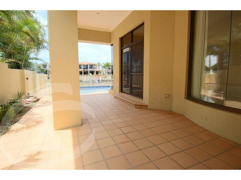 Paradise Point QLD 4216