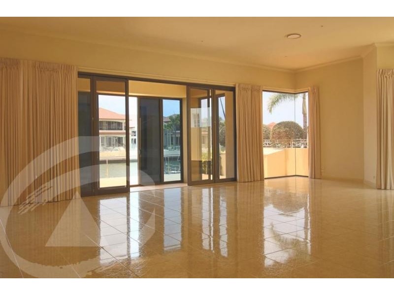 Paradise Point QLD 4216