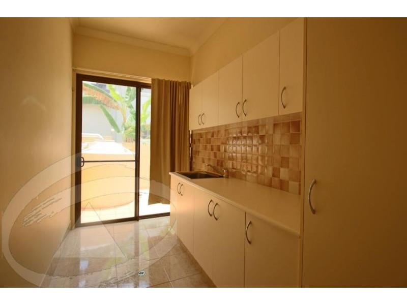 Paradise Point QLD 4216
