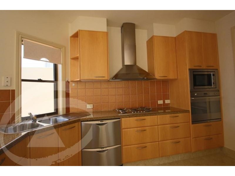 Sovereign Islands QLD 4216