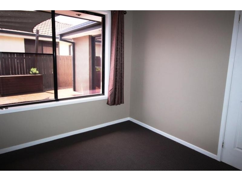 51 Serafina Drive, Helensvale QLD 4212