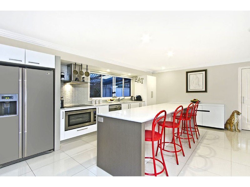 28 Hyacinth Avenue, Hollywell QLD 4216