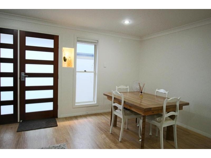 1/27 Drake Avenue, Paradise Point QLD 4216