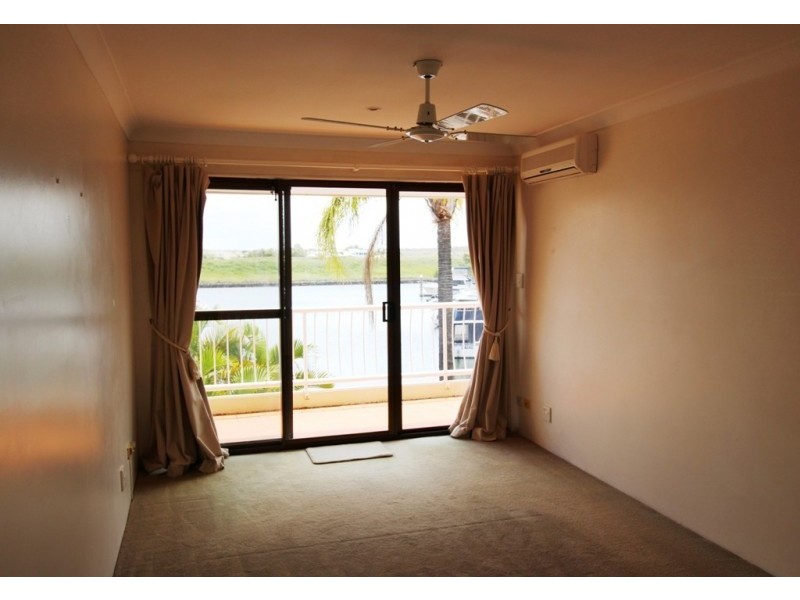 Hope Island QLD 4212