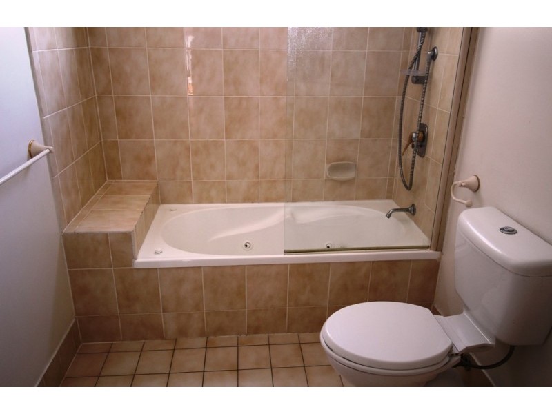 Hope Island QLD 4212